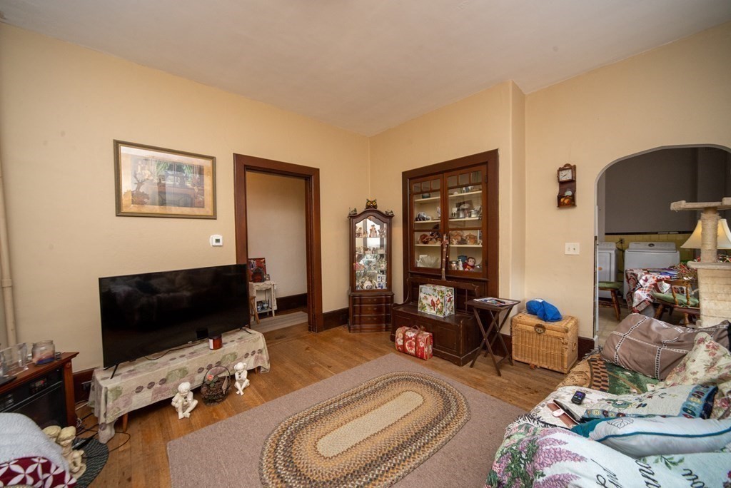 124 Walnut Street Clinton, MA 01510 - Photo 13 of 39 Gallery Image 13