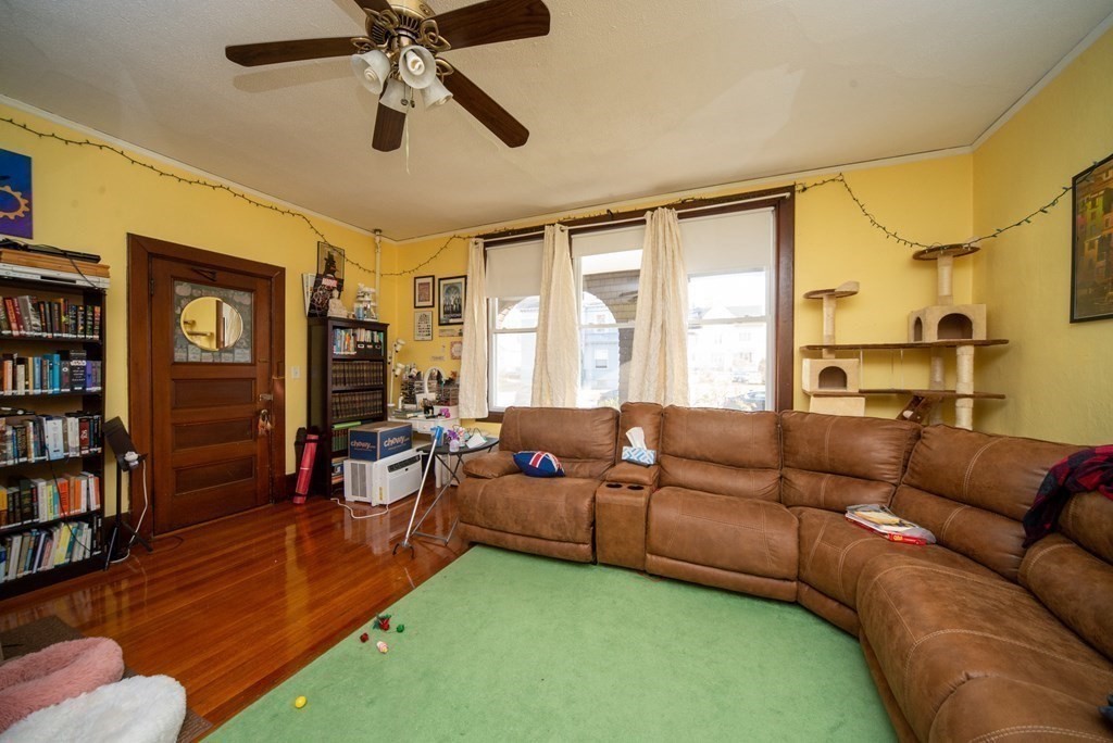 124 Walnut Street Clinton, MA 01510 - Photo 16 of 39 Gallery Image 16