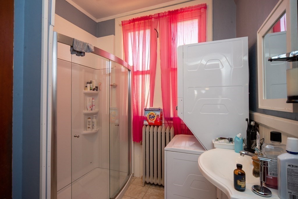 124 Walnut Street Clinton, MA 01510 - Photo 18 of 39 Gallery Image 18