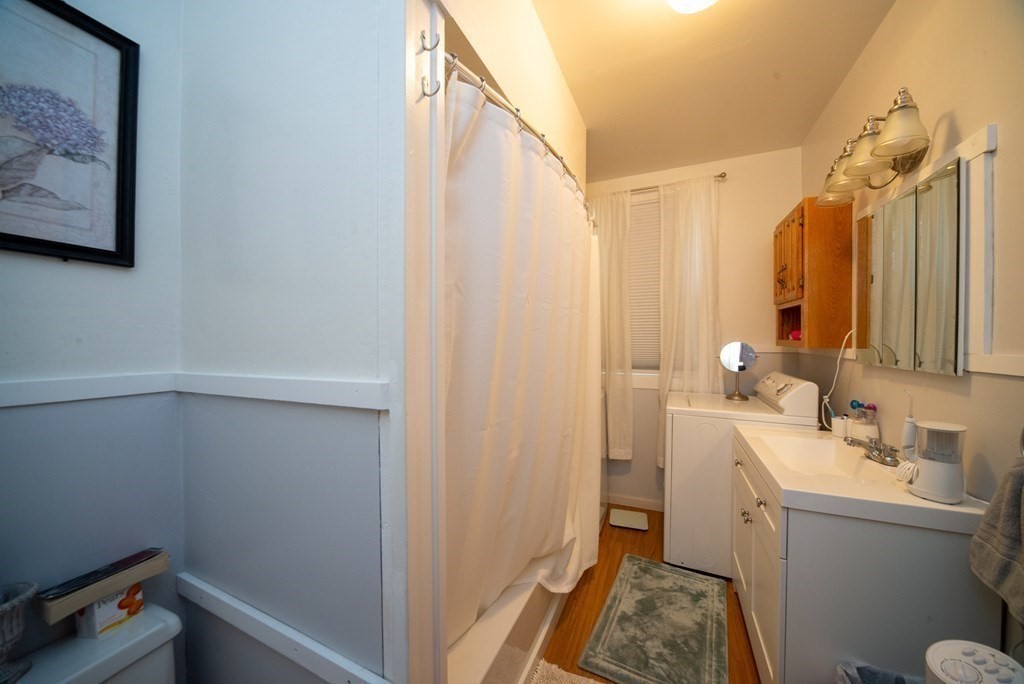 124 Walnut Street Clinton, MA 01510 - Photo 24 of 39 Gallery Image 24