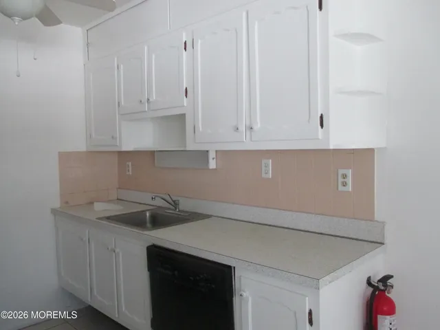 $1,550 | 306 A West Malvern Court, Lakewood, NJ 08701