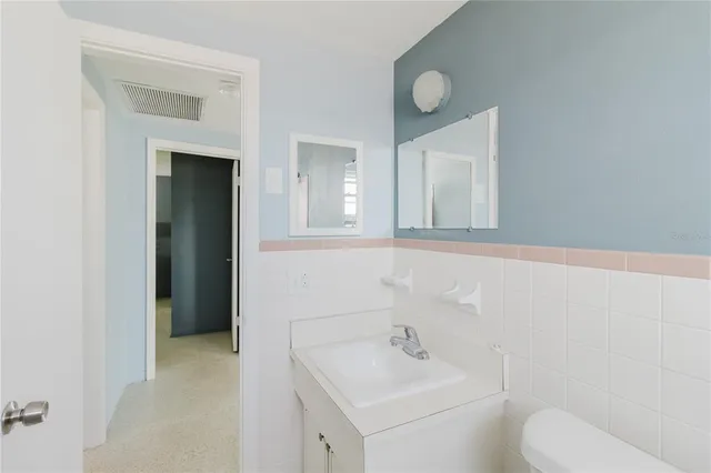 $210,000 | 1548 Landau Street, Holiday, FL 34690