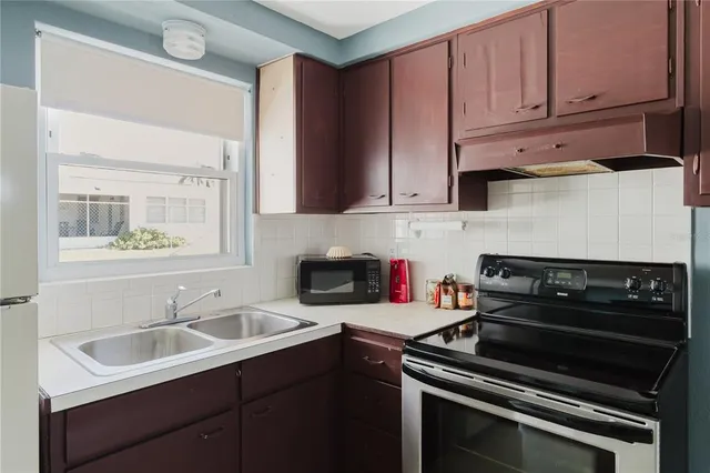 $210,000 | 1548 Landau Street, Holiday, FL 34690