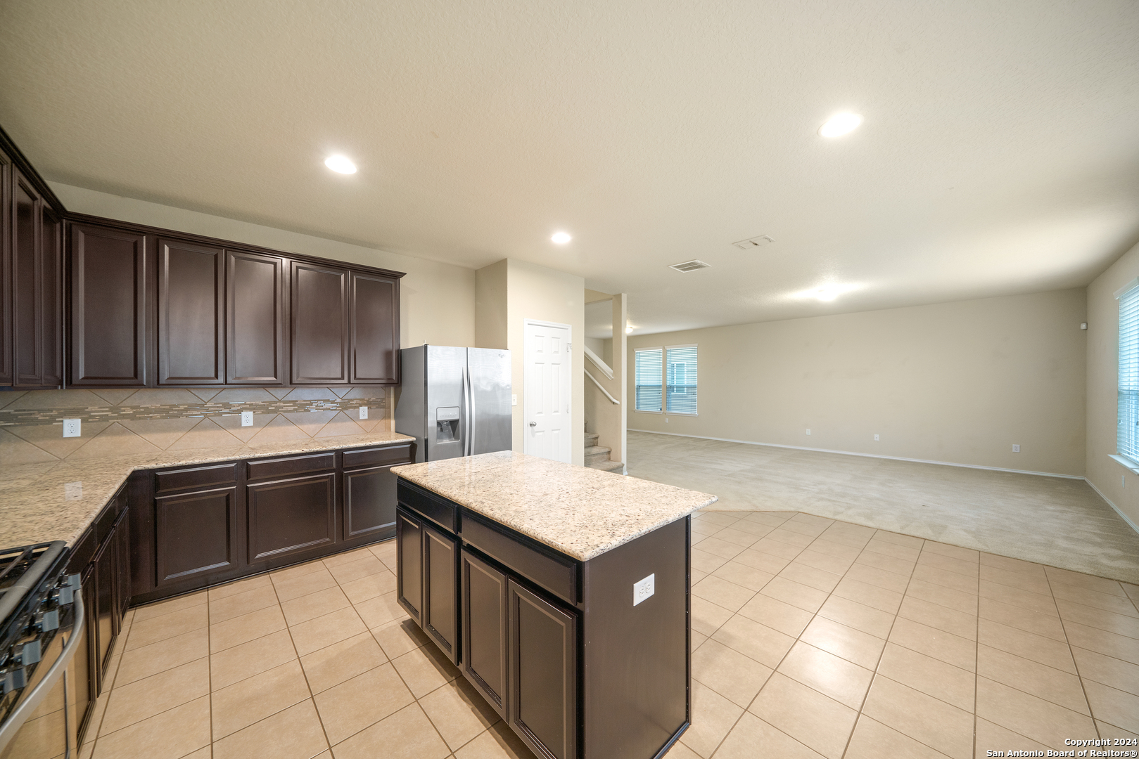 2415 Camberly View Converse, TX 78109 - Photo 16 of 30