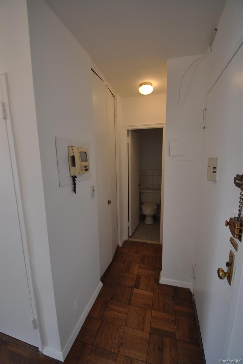 240 Garth Road, Unit 6B2 Scarsdale, NY 10583 - Photo 12 of 16