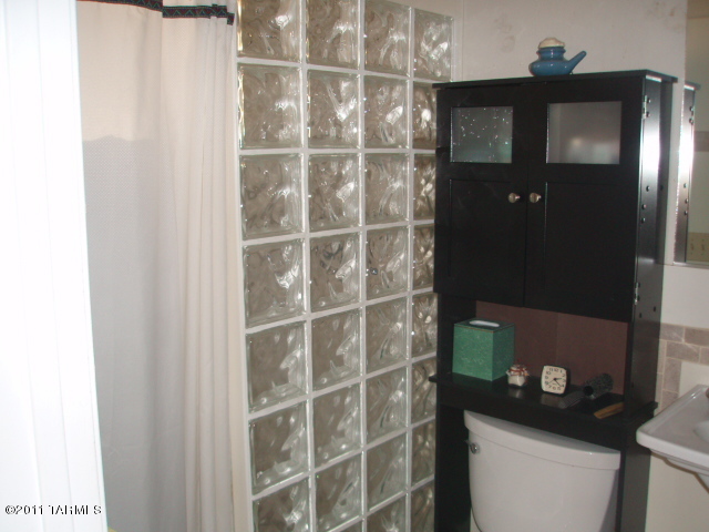 4190 West Milton Road Tucson, AZ 85746 - Photo 13 of 14 Gallery Image 13