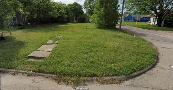 $95,000 | 403 West Lampasas Street, Ennis, TX 75119