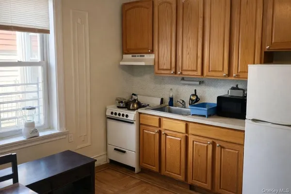 $330,000 | 109-18 Lefferts Boulevard, Unit A3 | South Ozone Park