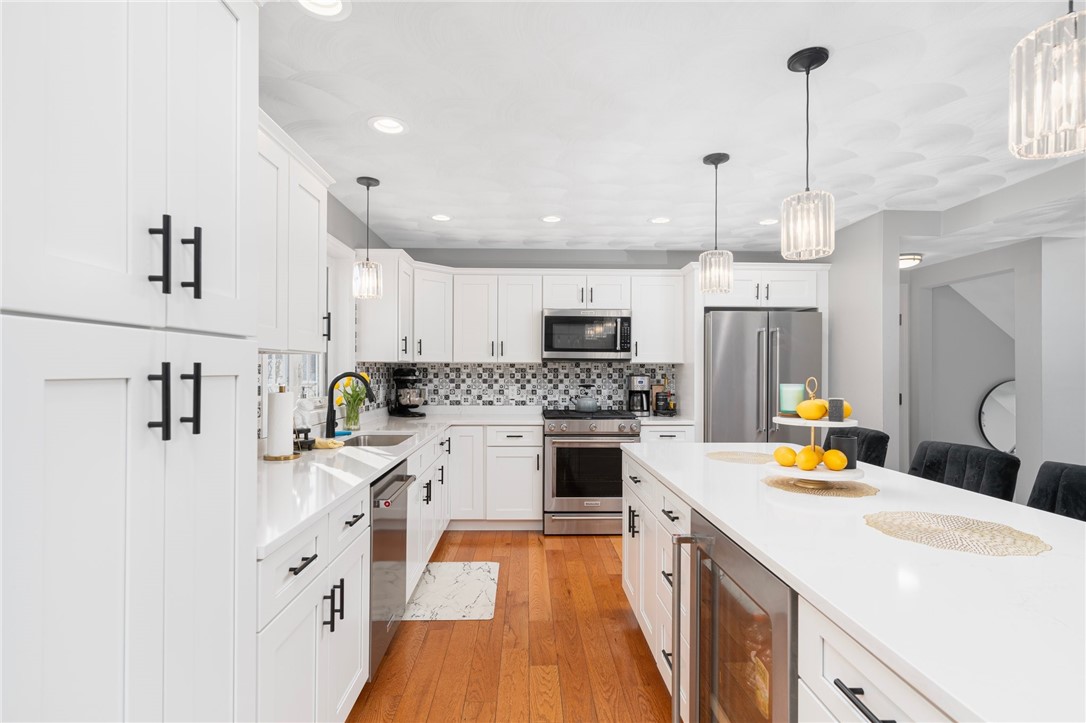 270 Olney Arnold Road Cranston, RI 02921 - Photo 14 of 48