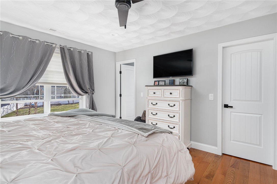 270 Olney Arnold Road Cranston, RI 02921 - Photo 19 of 48