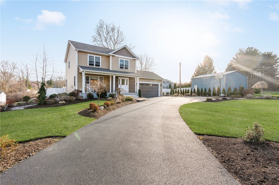 270 Olney Arnold Road Cranston, RI 02921 - Photo 4 of 48