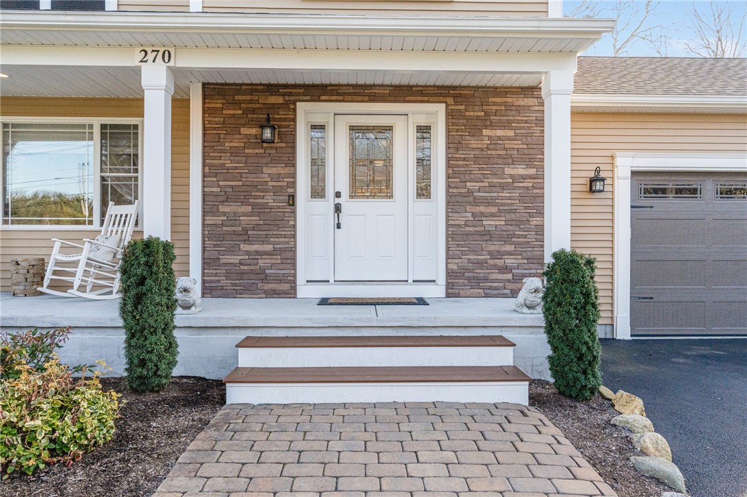 270 Olney Arnold Road Cranston, RI 02921 - Photo 5 of 48