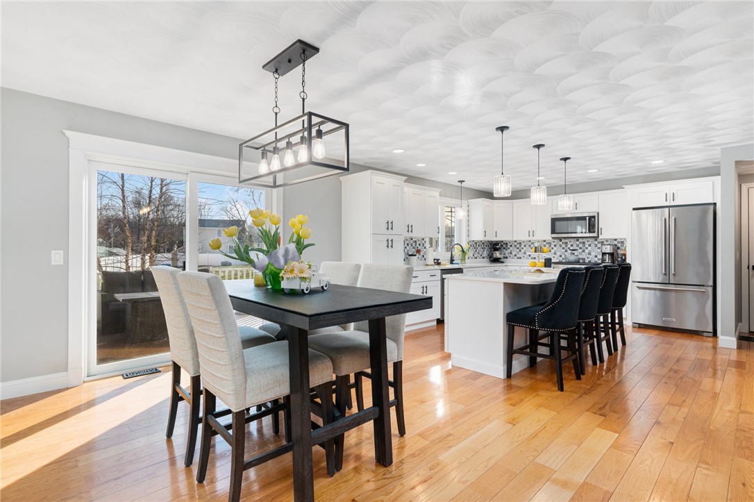 270 Olney Arnold Road Cranston, RI 02921 - Photo 6 of 48