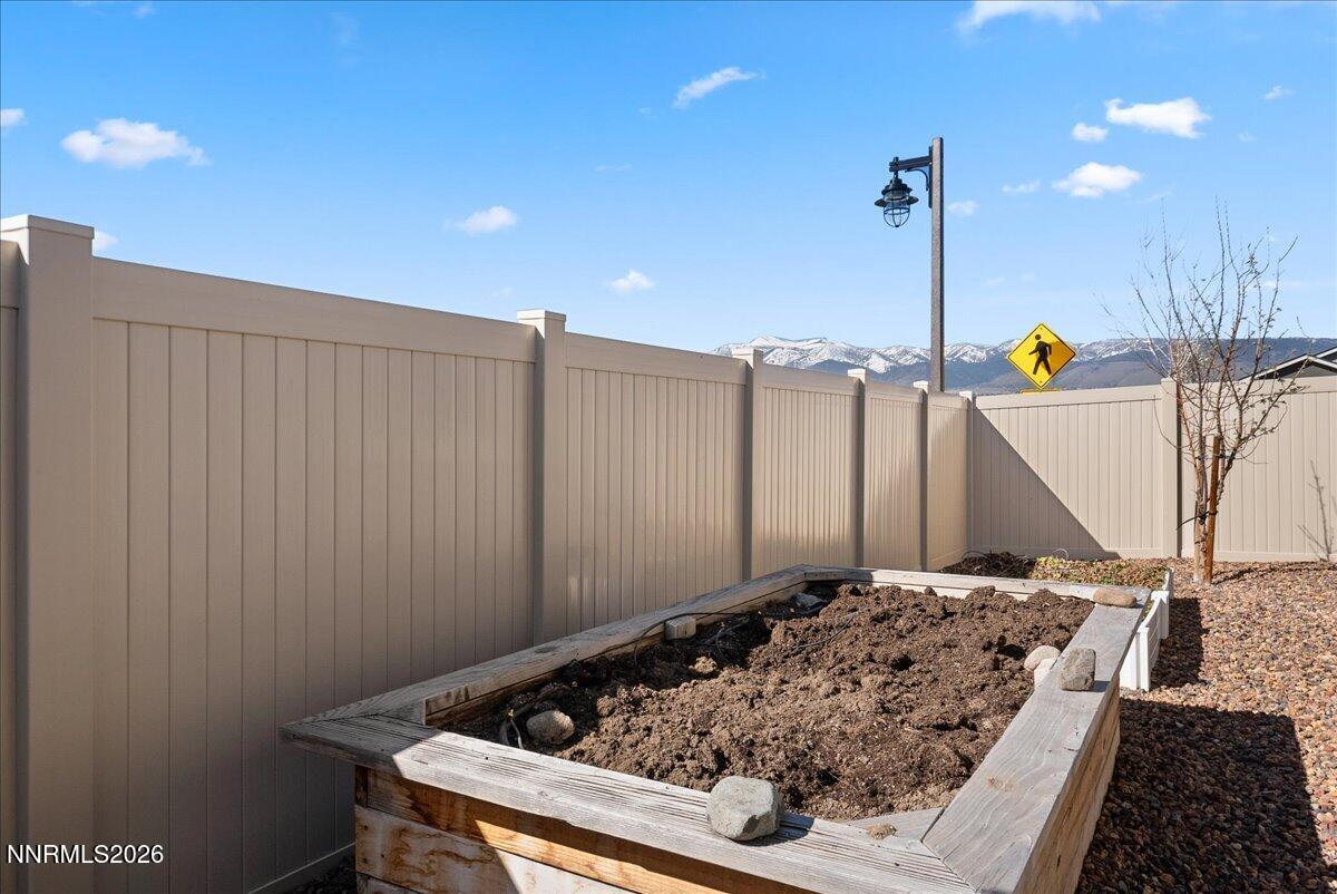 11174 Freedom Range Lane Reno, NV 89521 - Photo 38 of 40 11174 Freedom Range (39)