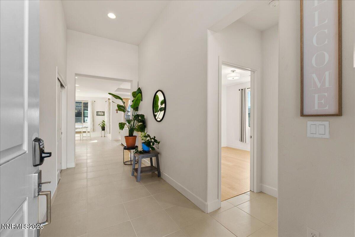 11174 Freedom Range Lane Reno, NV 89521 - Photo 4 of 40 11174 Freedom Range (5)