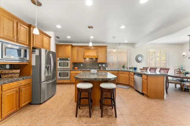 $799,000 | 301 Vista Creek Circle, Sacramento, CA 95835