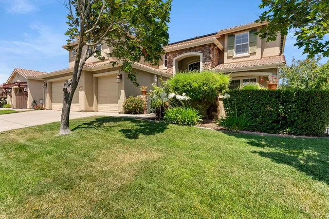 $799,000 | 301 Vista Creek Circle, Sacramento, CA 95835