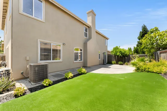$799,000 | 301 Vista Creek Circle, Sacramento, CA 95835