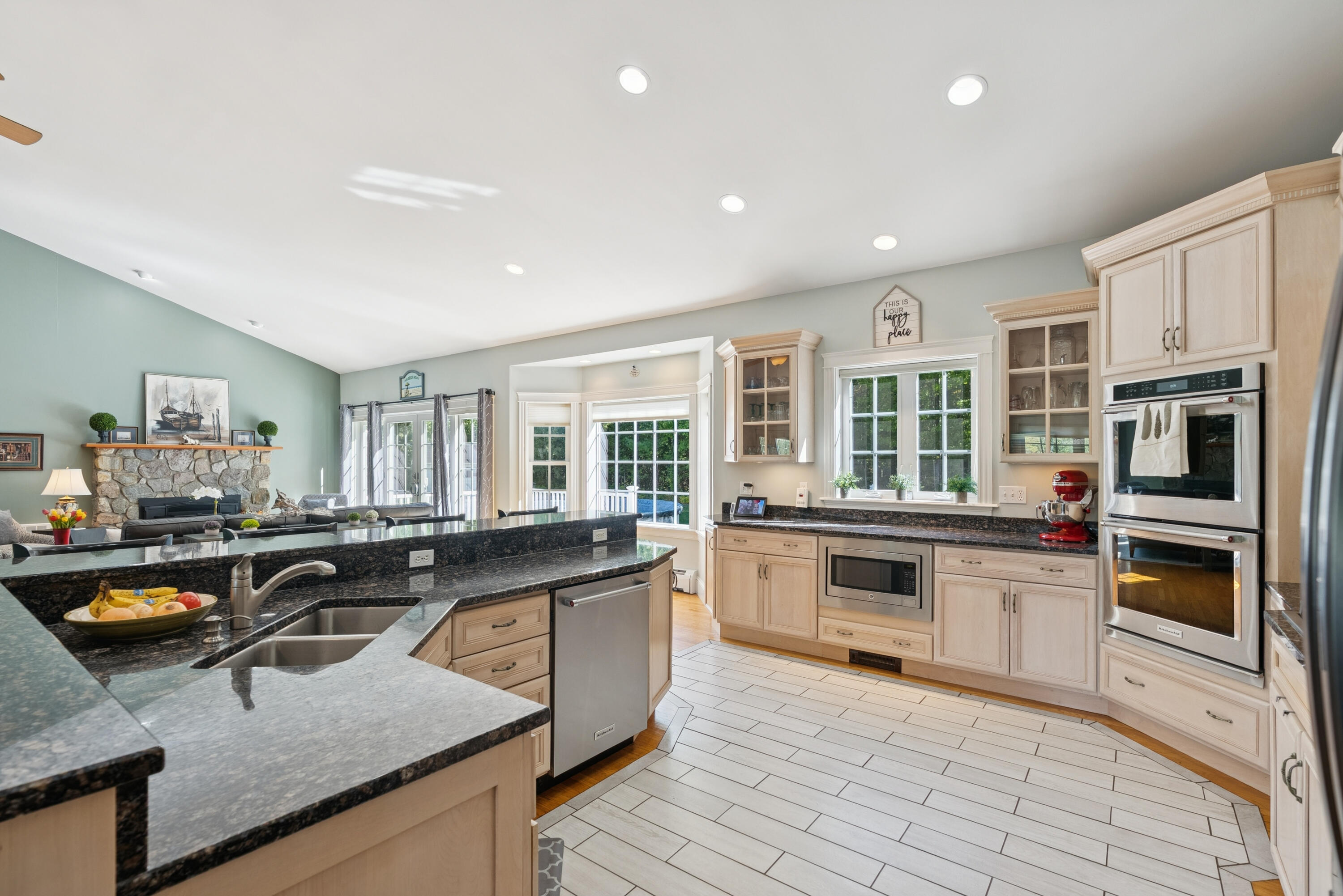 29 Victoria Lane Windham, ME 04062 - Photo 4 of 58 DSC05186