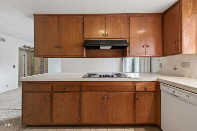 $799,000 | 240 Gorrion Avenue, Ventura, CA 93004