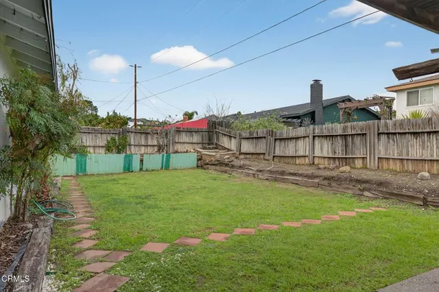 $799,000 | 240 Gorrion Avenue, Ventura, CA 93004