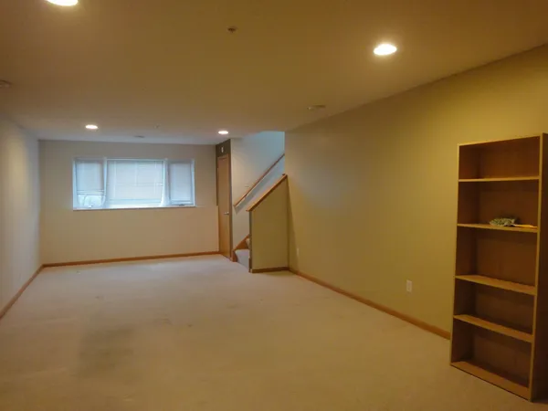 $2,300 | 4770 Underwood Lane North, Unit E, Minneapolis, MN 55442