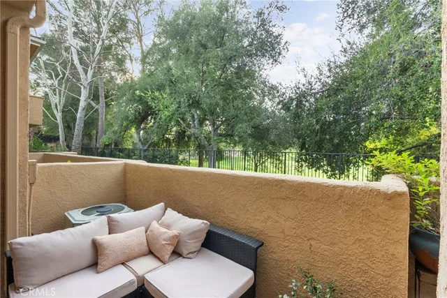 $3,600 | 24013 Arroyo Park Drive, Unit 42, Valencia, CA 91355