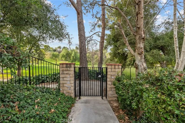 $3,600 | 24013 Arroyo Park Drive, Unit 42, Valencia, CA 91355