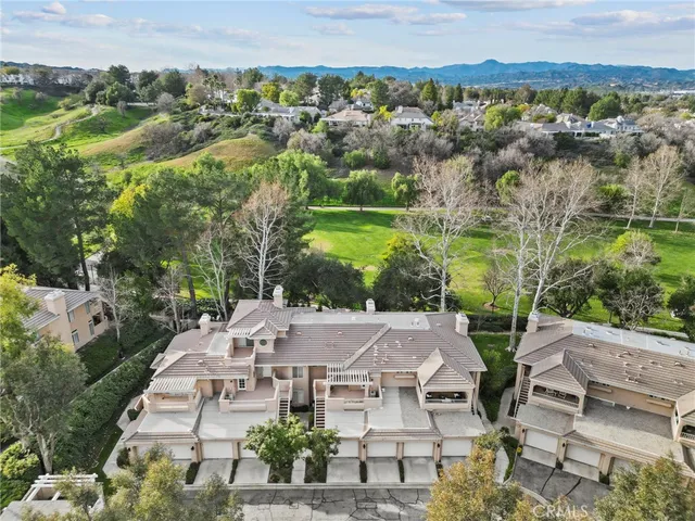 $3,600 | 24013 Arroyo Park Drive, Unit 42, Valencia, CA 91355