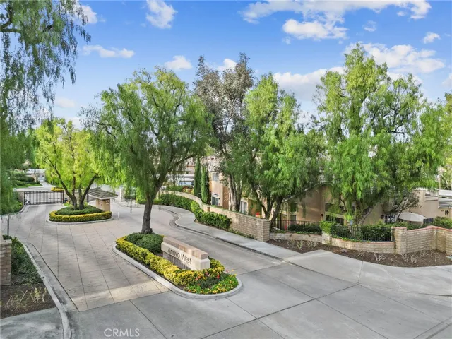 $3,600 | 24013 Arroyo Park Drive, Unit 42, Valencia, CA 91355
