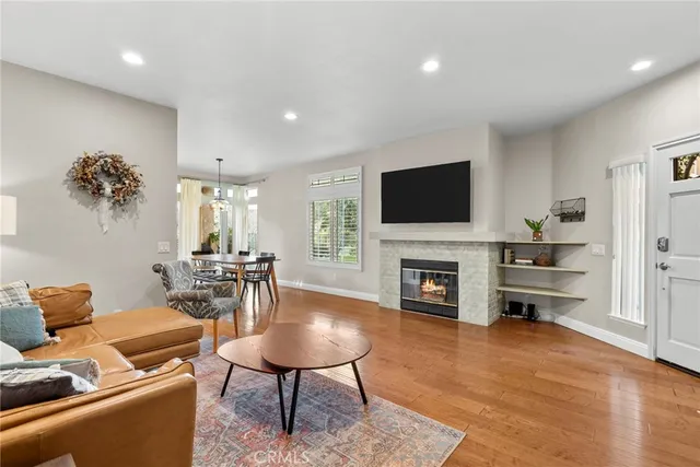 $3,600 | 24013 Arroyo Park Drive, Unit 42, Valencia, CA 91355