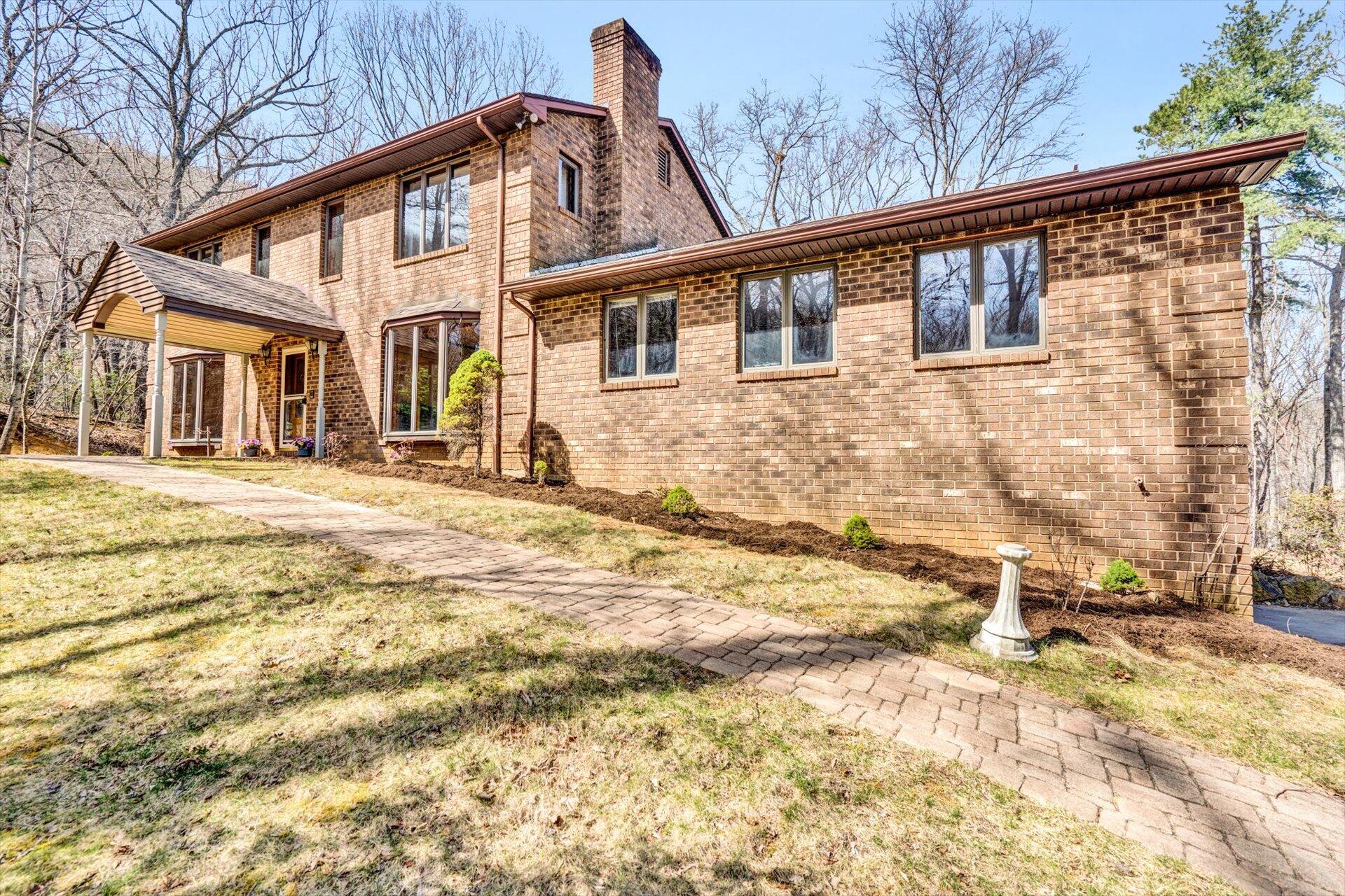 310 Timber Trail Lane Hardy, VA 24101 - Photo 2 of 47 Front Exterior