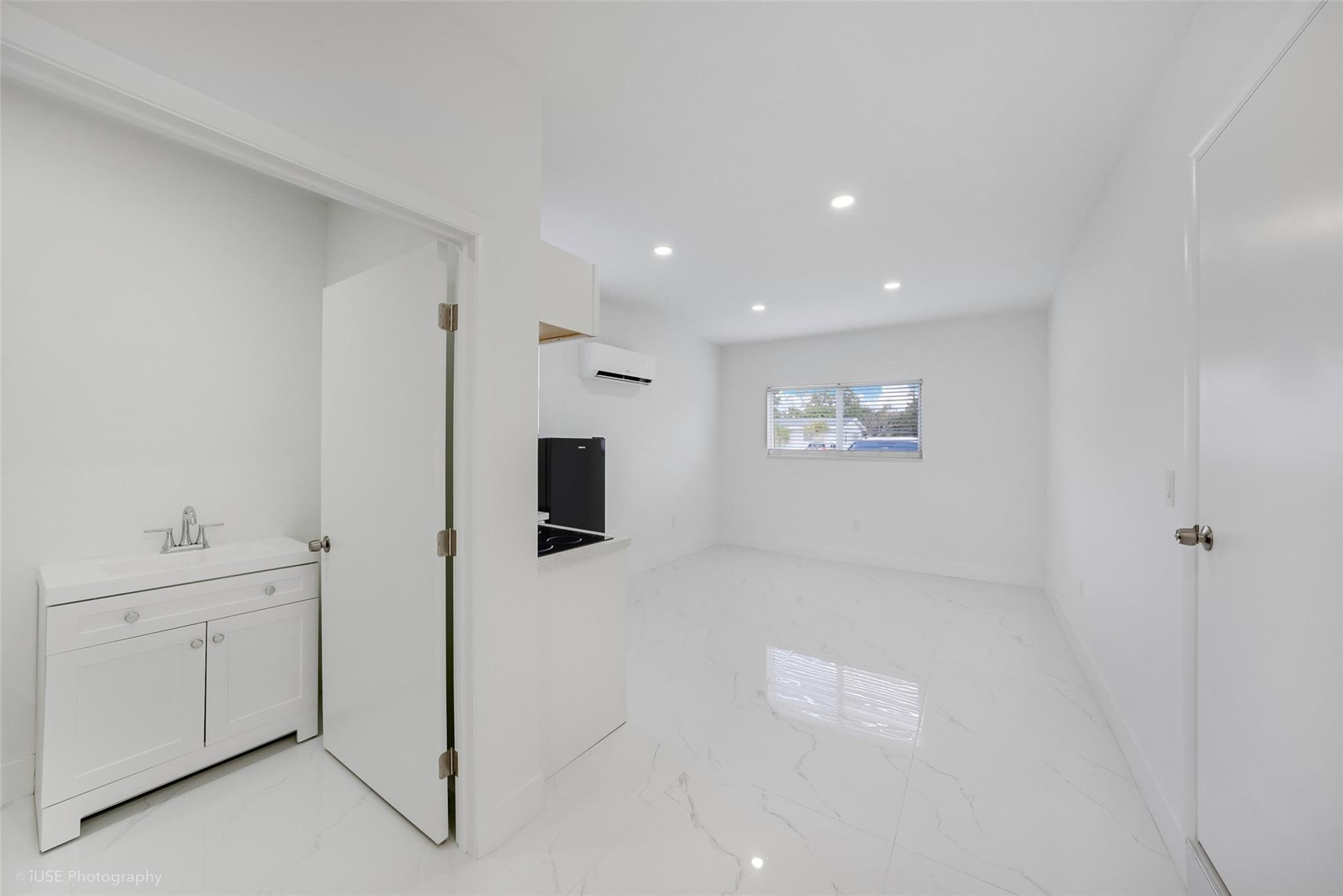 1240 Northwest 172nd Street, Unit B Miami, FL 33169 - Photo 2 of 8 Photo 2