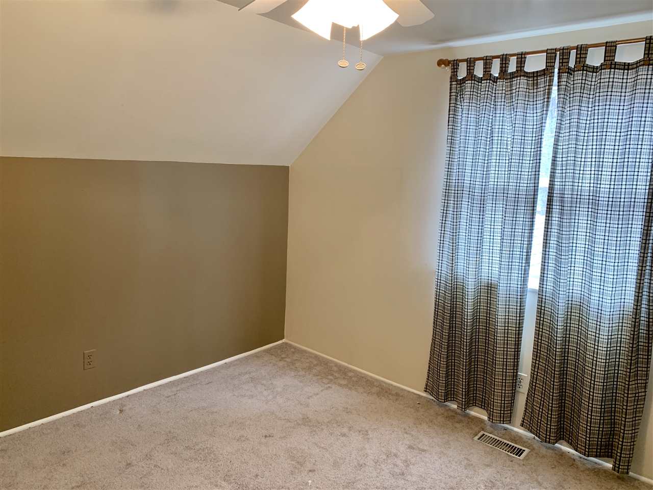 14246 South Duffield Road Byron, MI 48418 - Photo 22 of 40