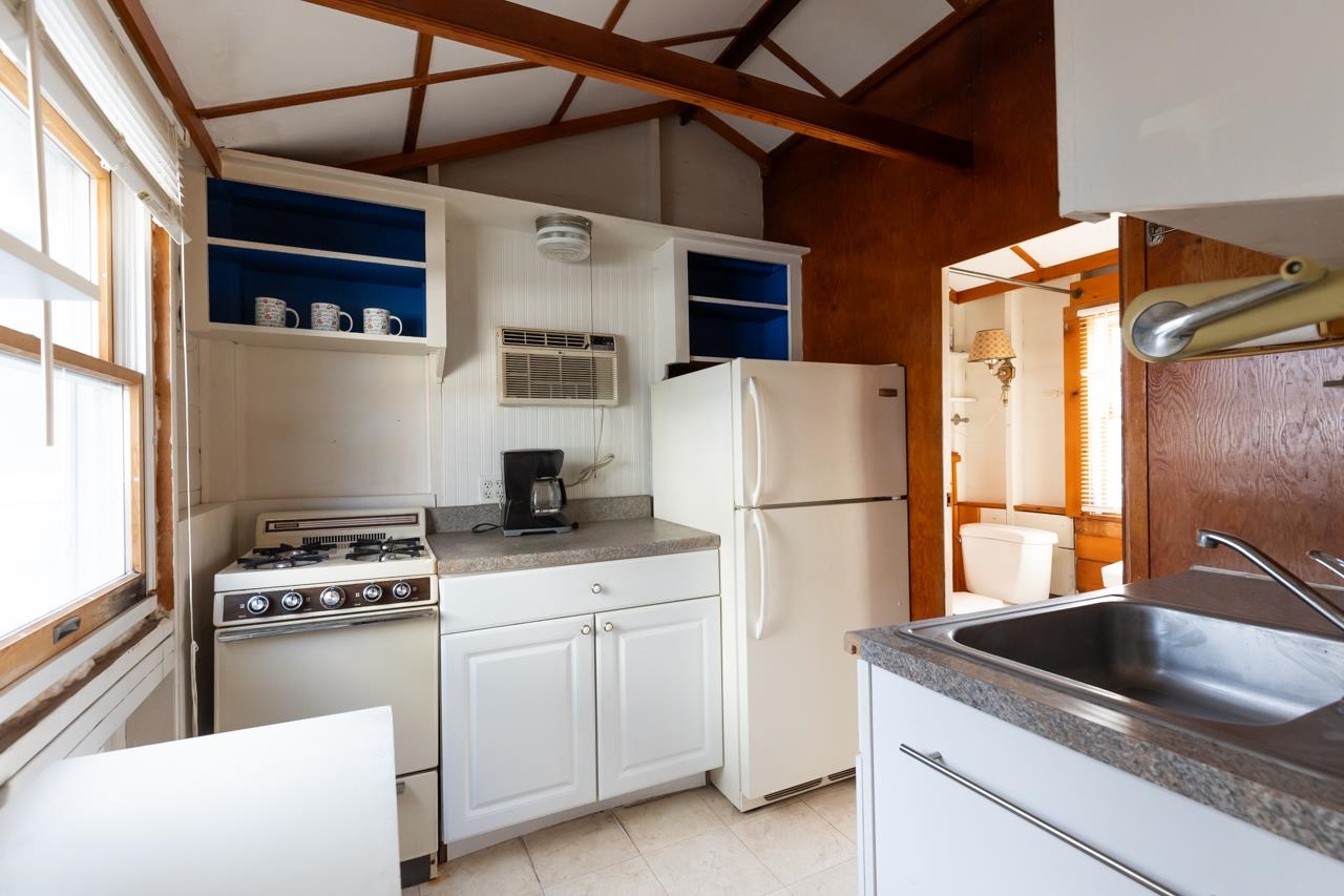 8 Chase Street Hampton, NH 03842 - Photo 15 of 30