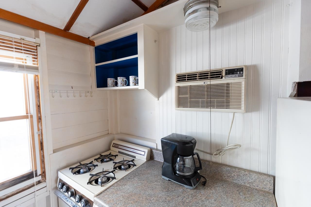 8 Chase Street Hampton, NH 03842 - Photo 16 of 30