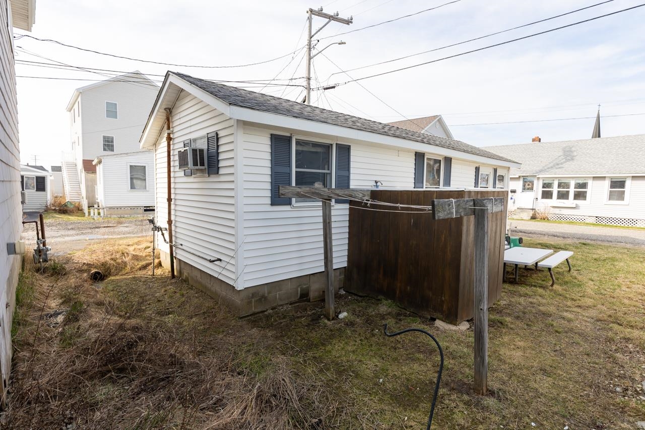 8 Chase Street Hampton, NH 03842 - Photo 22 of 30