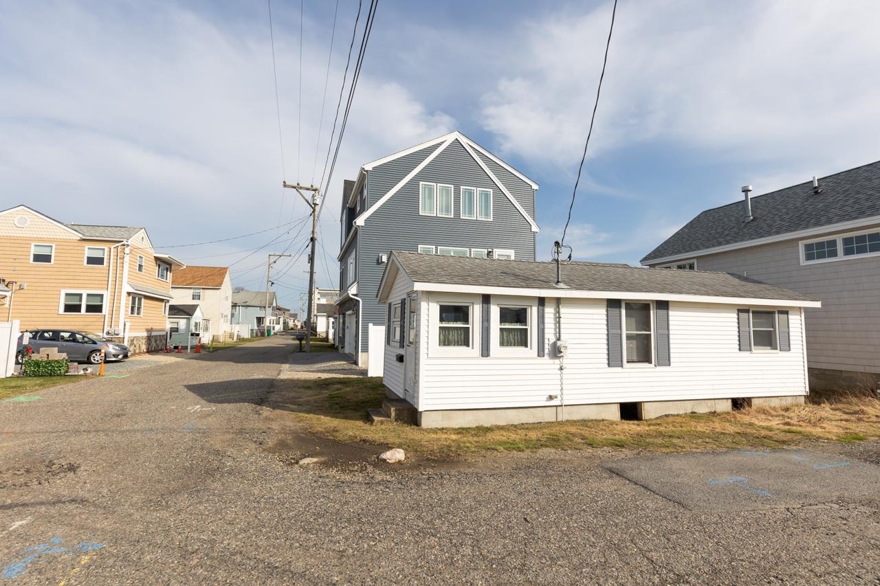 8 Chase Street Hampton, NH 03842 - Photo 24 of 30