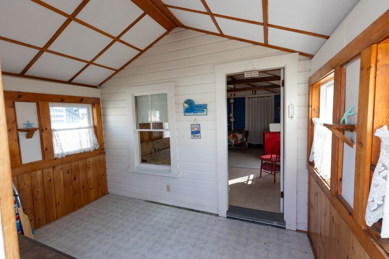 8 Chase Street Hampton, NH 03842 - Photo 3 of 30