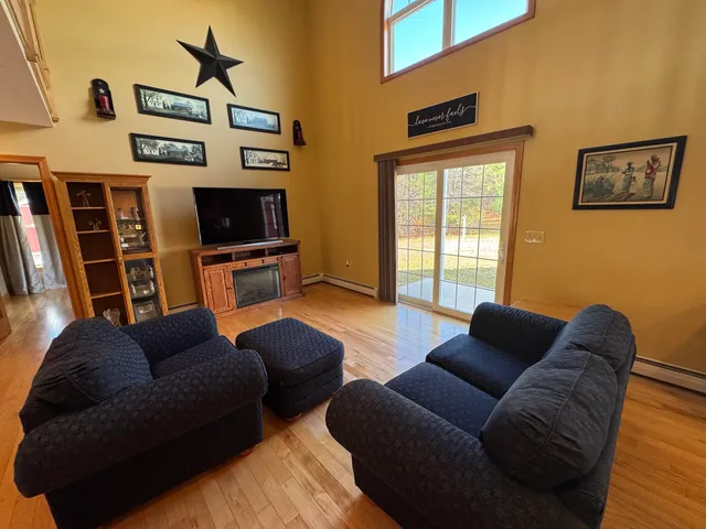 $1,199,000 | 5 Deer Run, Turner, ME 04282