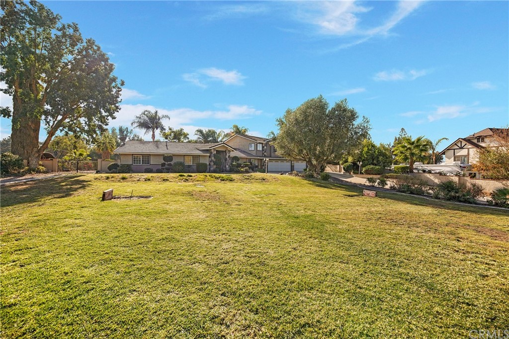 a view of an ocean view