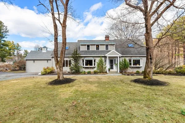 $1,449,000 | 319 Lowell Street, Lynnfield, MA 01940