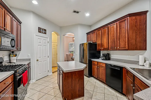 $530,000 | 14366 Cherry Lake Drive West, Jacksonville, FL 32258