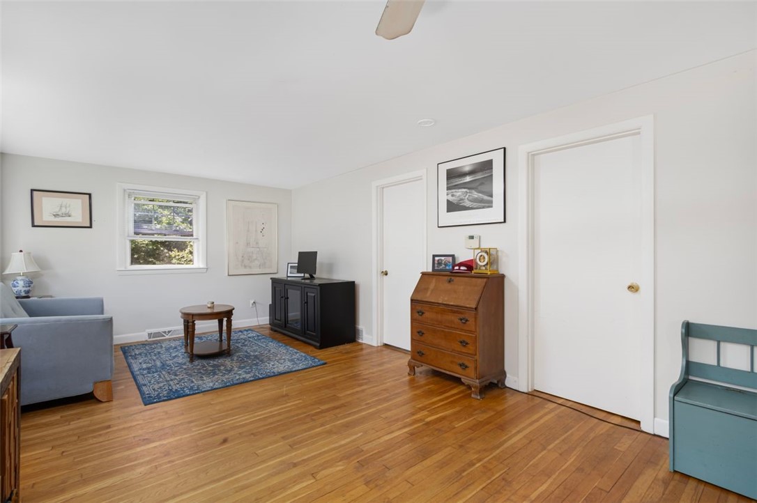58 Springer Avenue Tiverton, RI 02878 - Photo 2 of 32