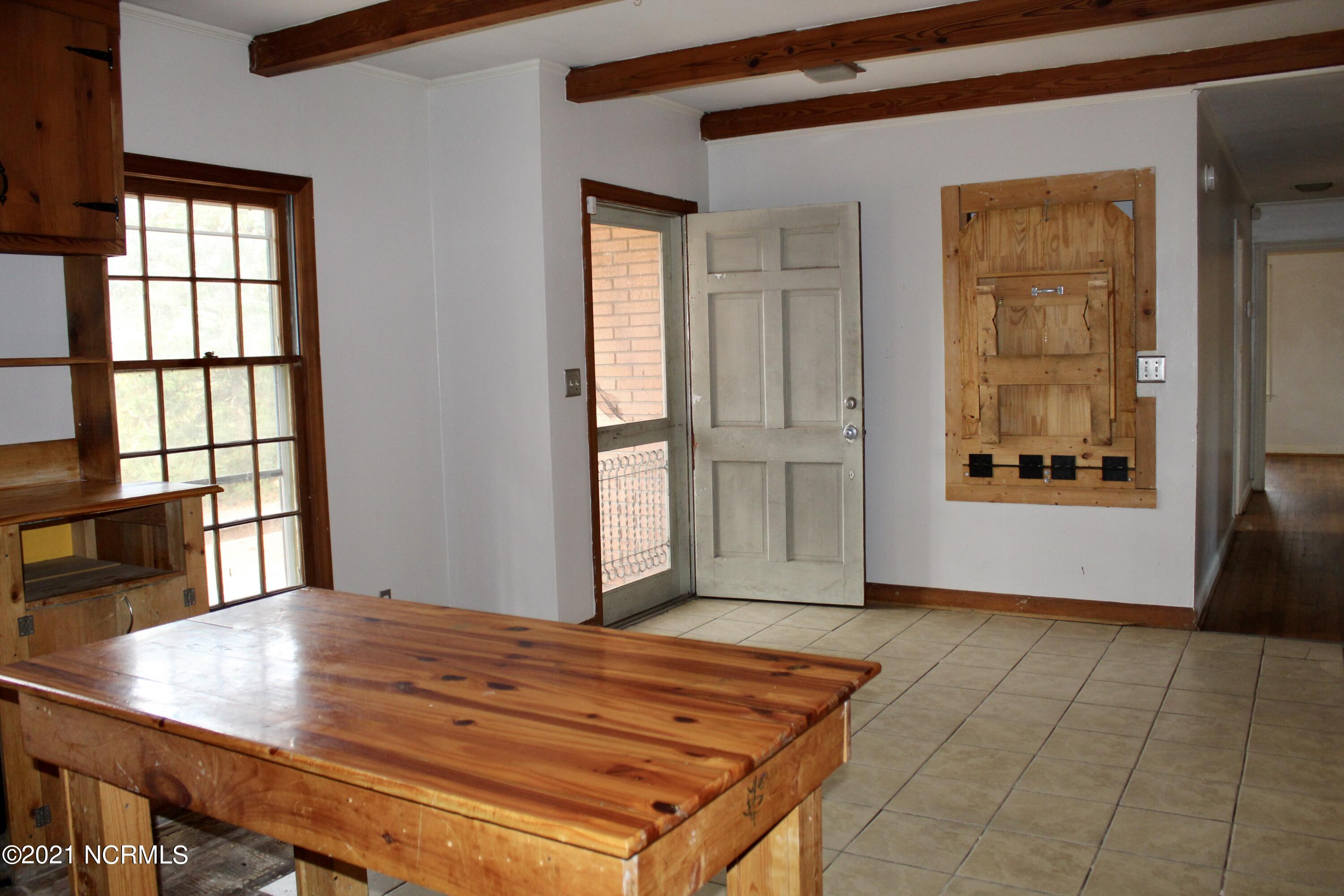 167 McGirt Road Hamlet, NC 28345 - Photo 6 of 27 kitchen/dining