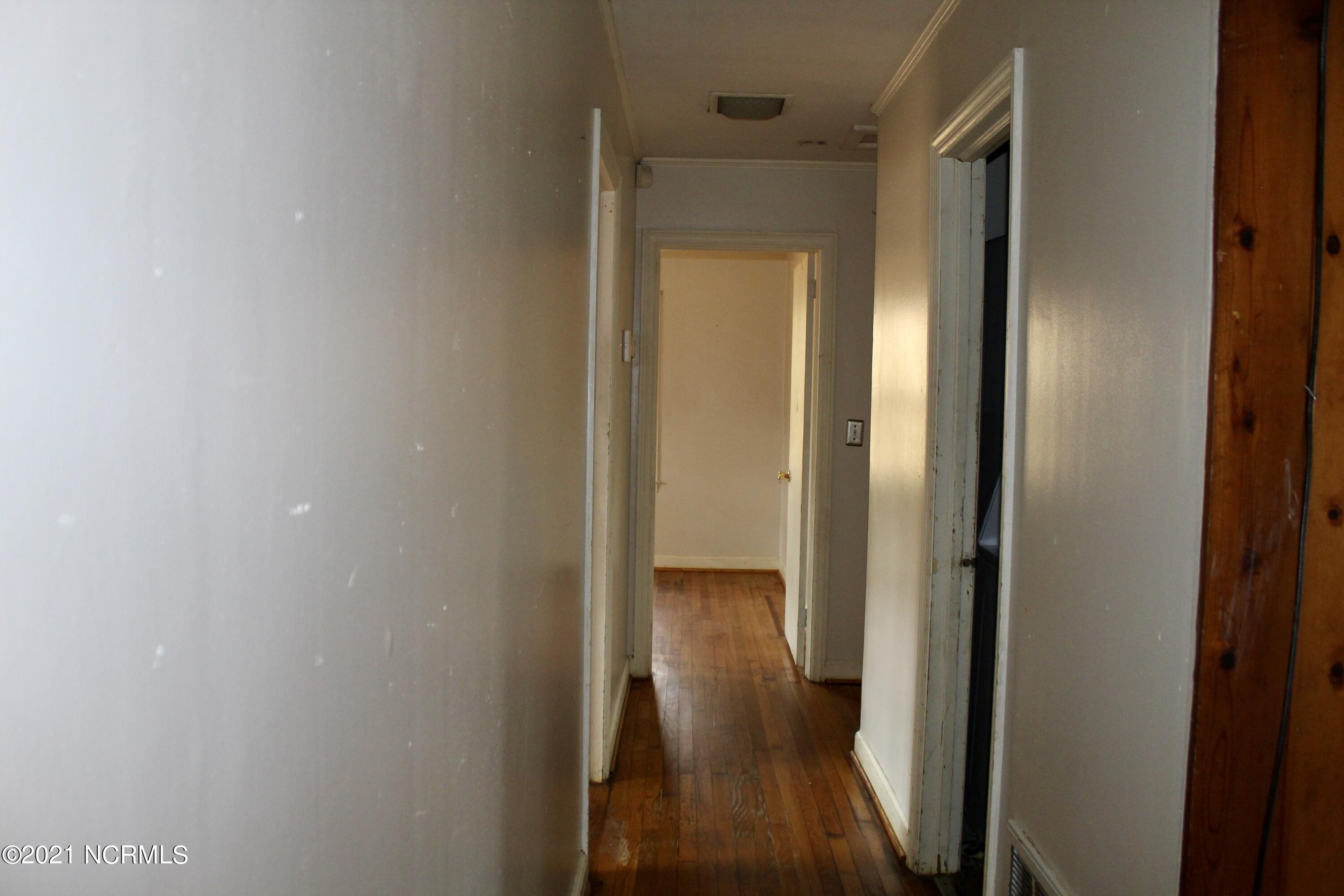 167 McGirt Road Hamlet, NC 28345 - Photo 10 of 27 hall
