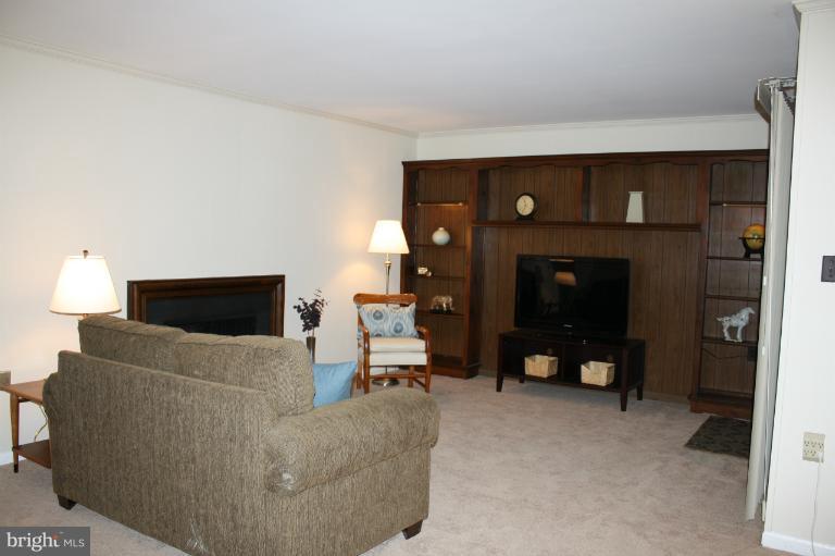 8163 Inverness Ridge Road Potomac, MD 20854 - Photo 14 of 15 Family Room