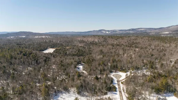 $90,000 | 17 Hummock Lane, Grantham, NH 03753