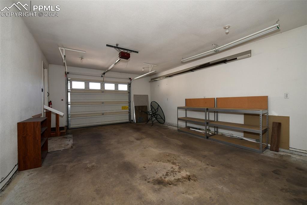 806 Prairie Road Colorado Springs, CO 80909 - Photo 16 of 21