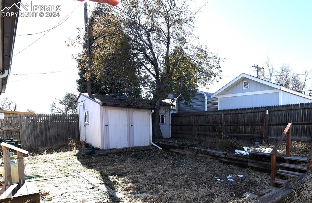 806 Prairie Road Colorado Springs, CO 80909 - Photo 18 of 21